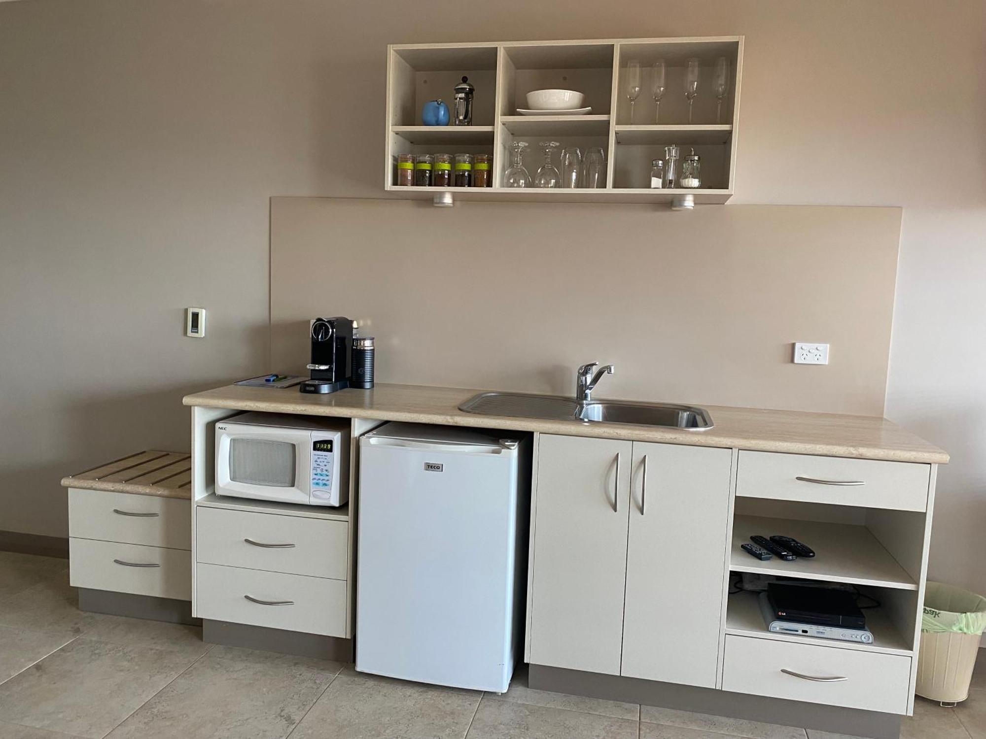 Saltair Luxury Accommodation - Adults Only แอลบานี ภายนอก รูปภาพ